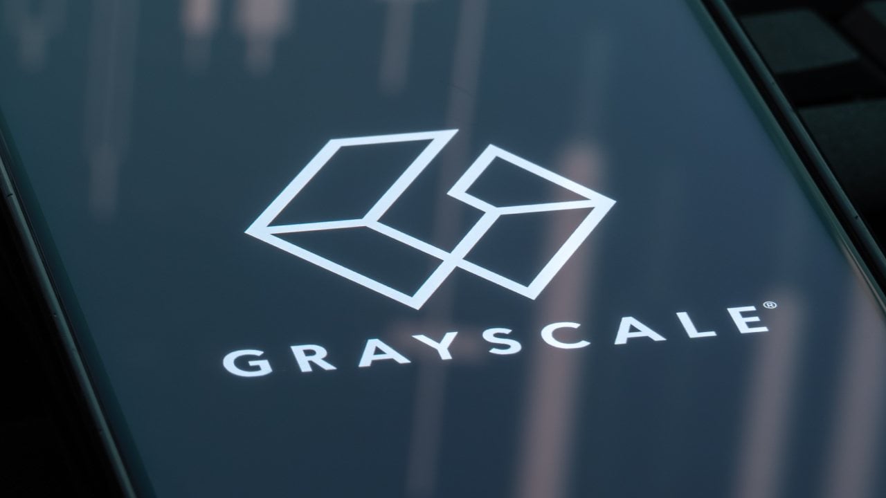 Grayscale's Chainlink ETF Sinks to $72M After LINK's 18% Slide